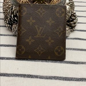 LV Louis Vuitton vintage bilfold project wallet
